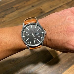 Nixon
Men's Metallic Chronicle 44 Watch